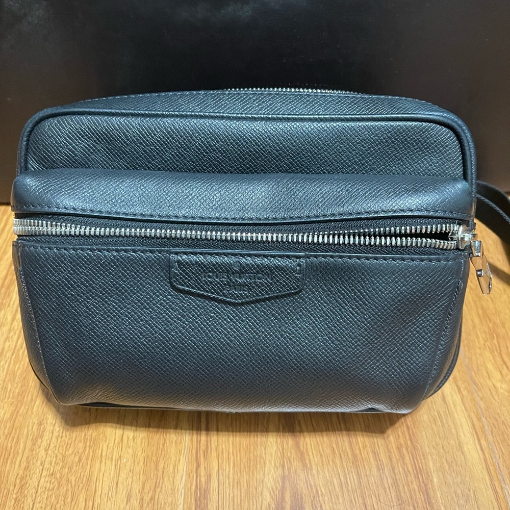 Louis Vuitton Outdoor BumBag Taiga Leather